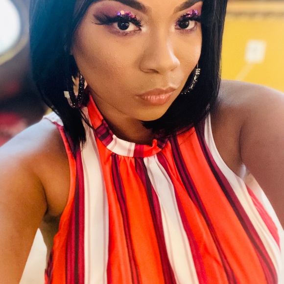 SOLD NWT SHOWING OFF MATCHING SET - Picture 2 of 5